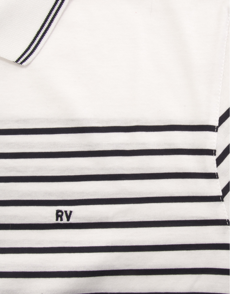 Polo blanco rayas marino