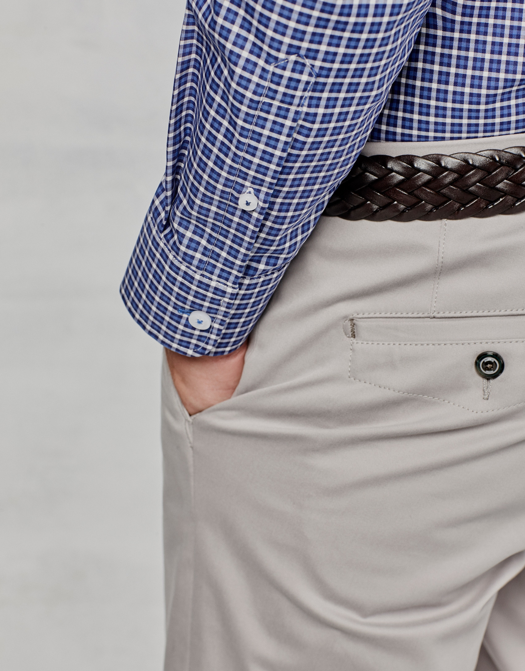 Pantalón chino básico.