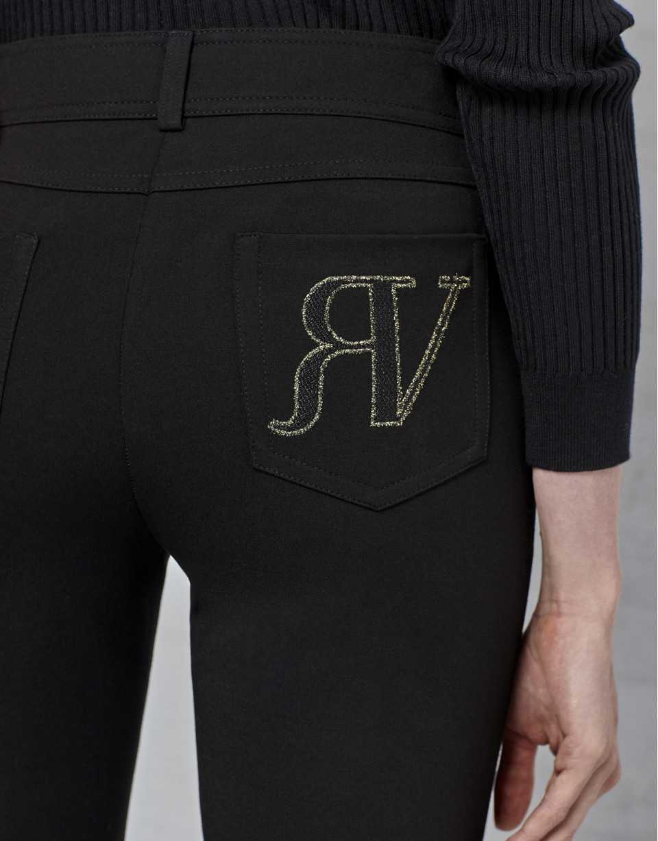 Black pants with five pockets