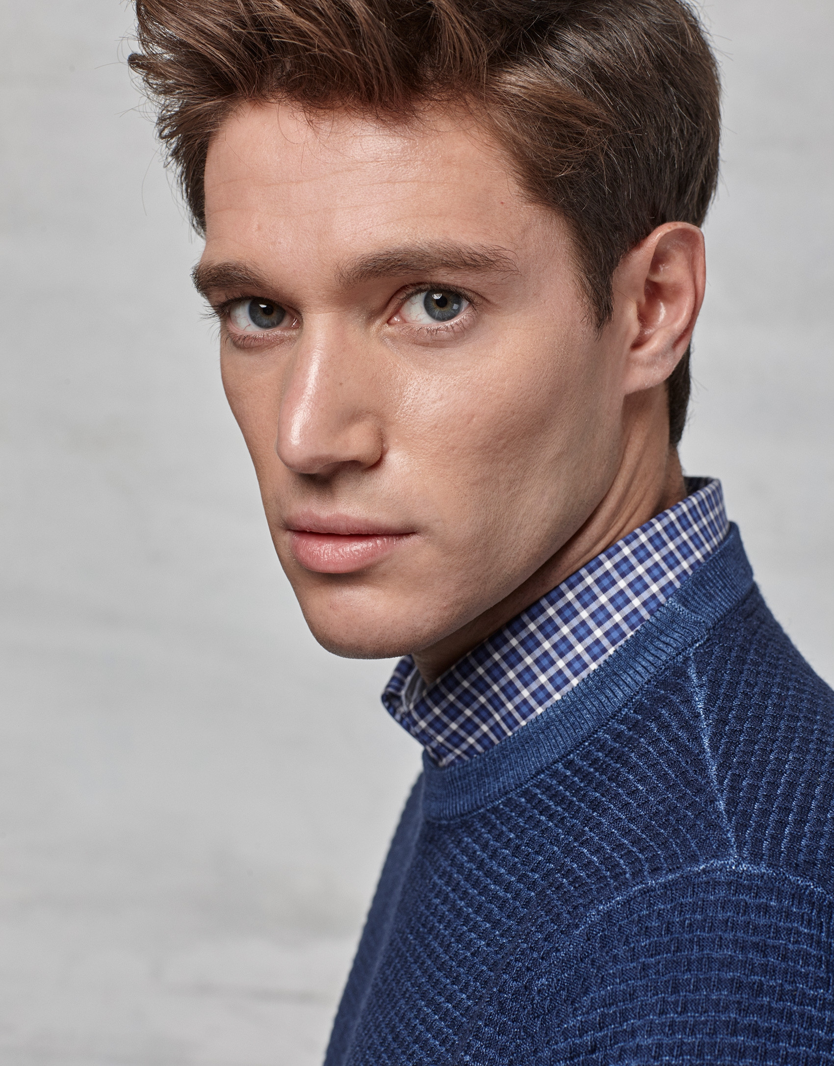 Blue woven sweater with square collar