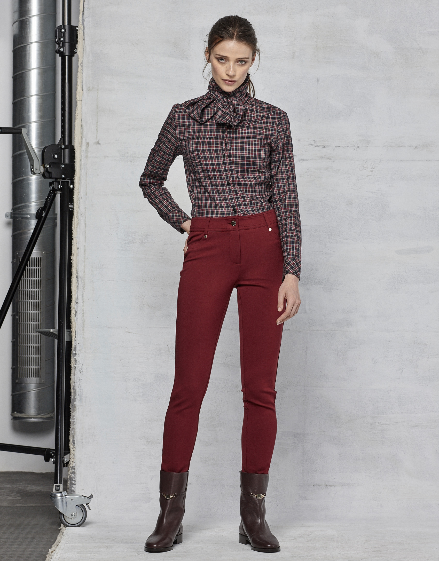 Plaid shirt with bow