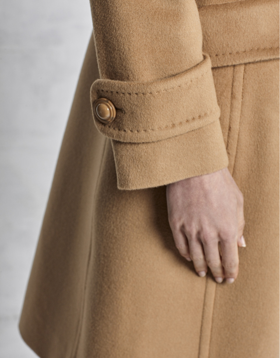 Long fitted camel coat