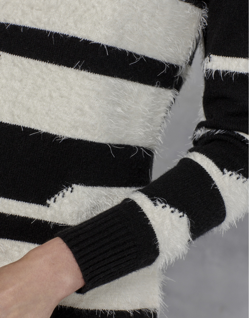 Black/white striped sweater