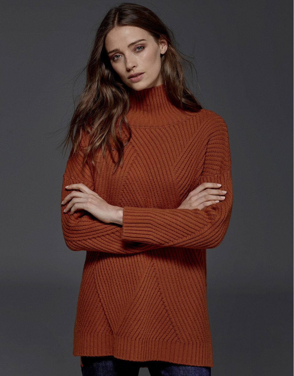 Pumpkin oversize sweater
