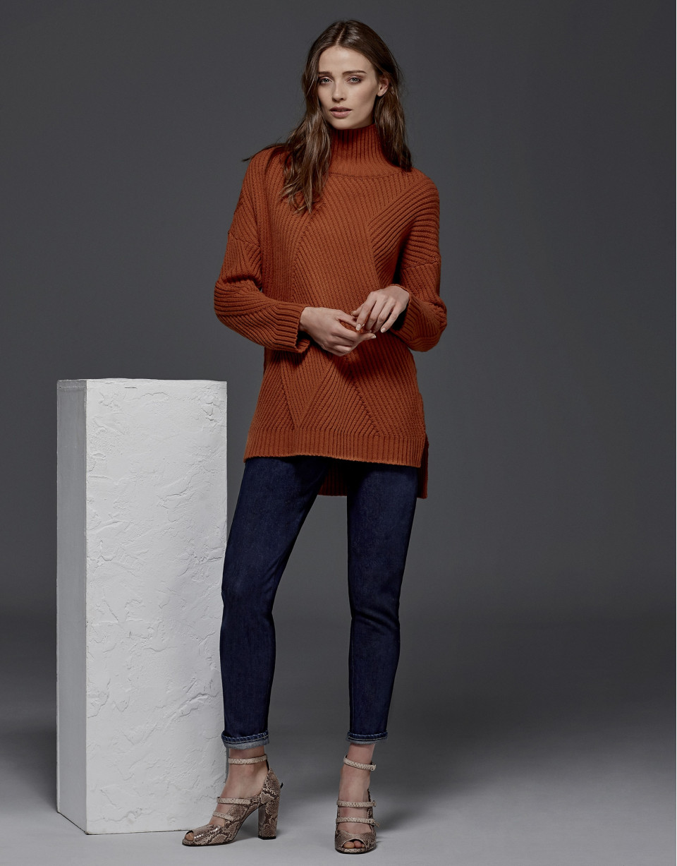 Pumpkin oversize sweater