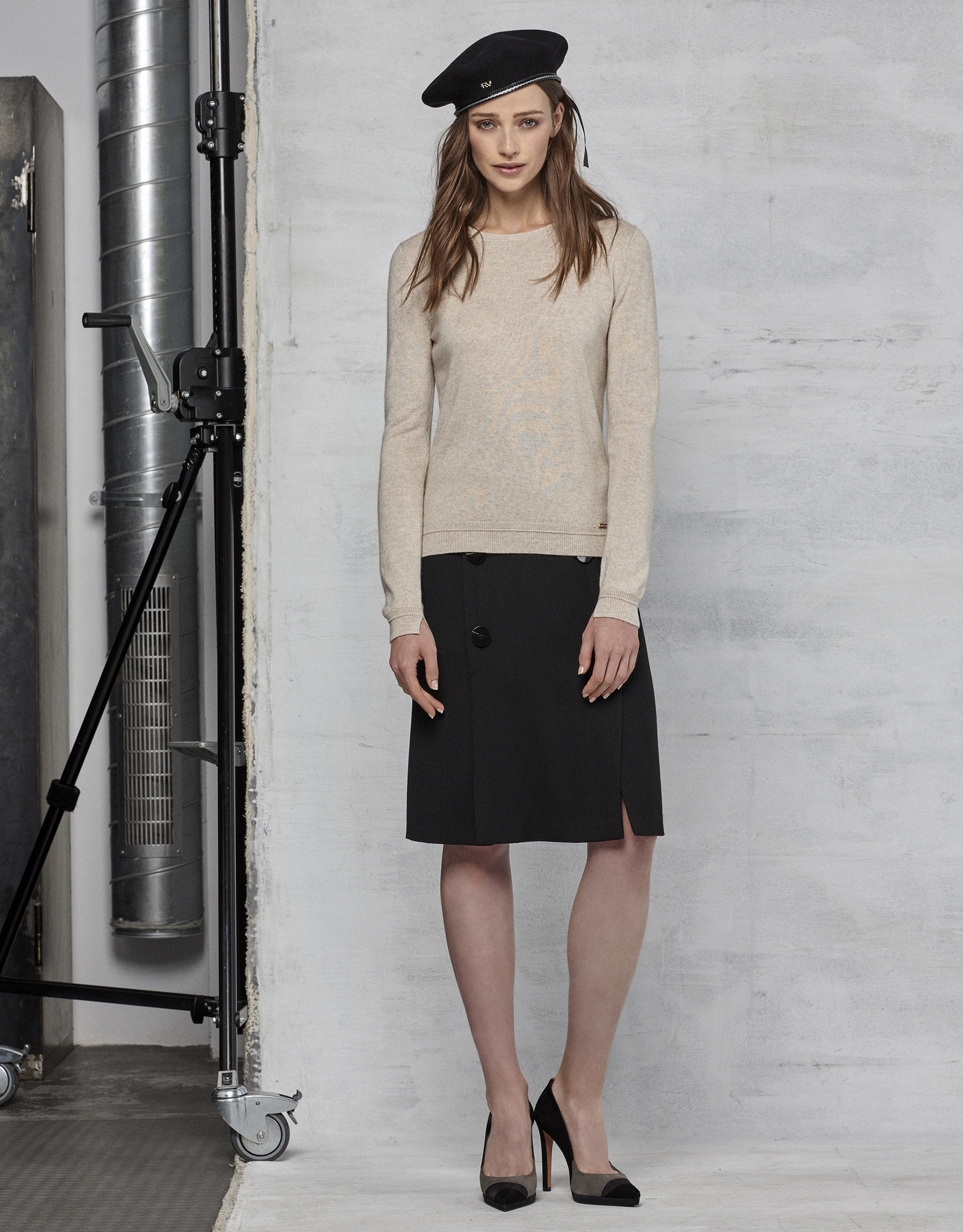 Ivory wool/cashmere sweater