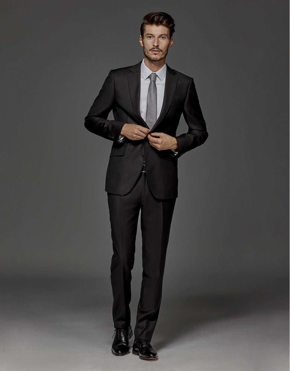 Black fake plain suit