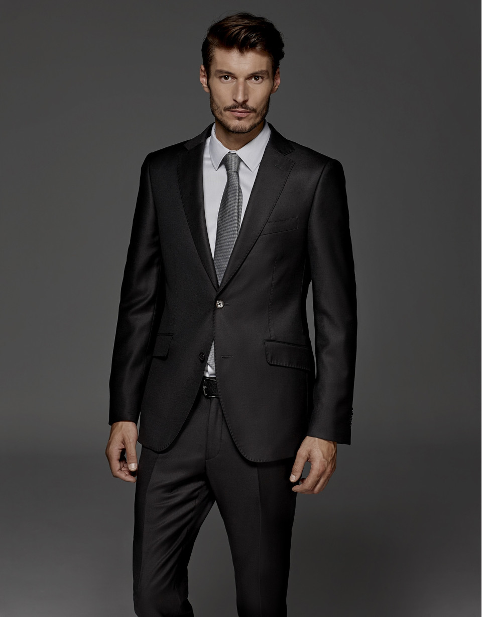 Black fake plain suit