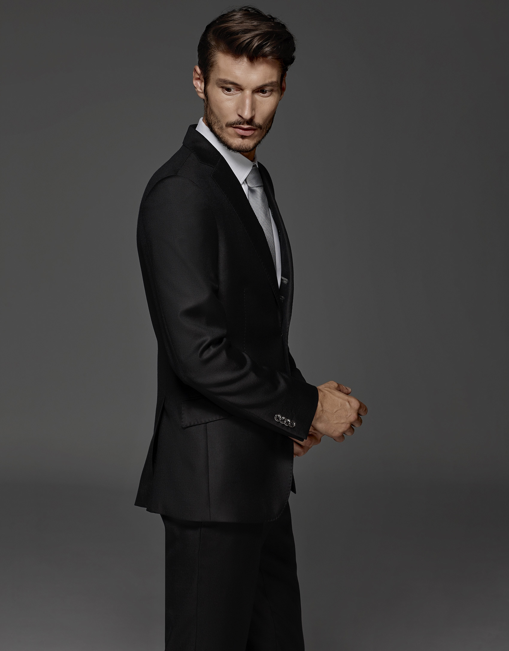 Traje regular falso liso negro