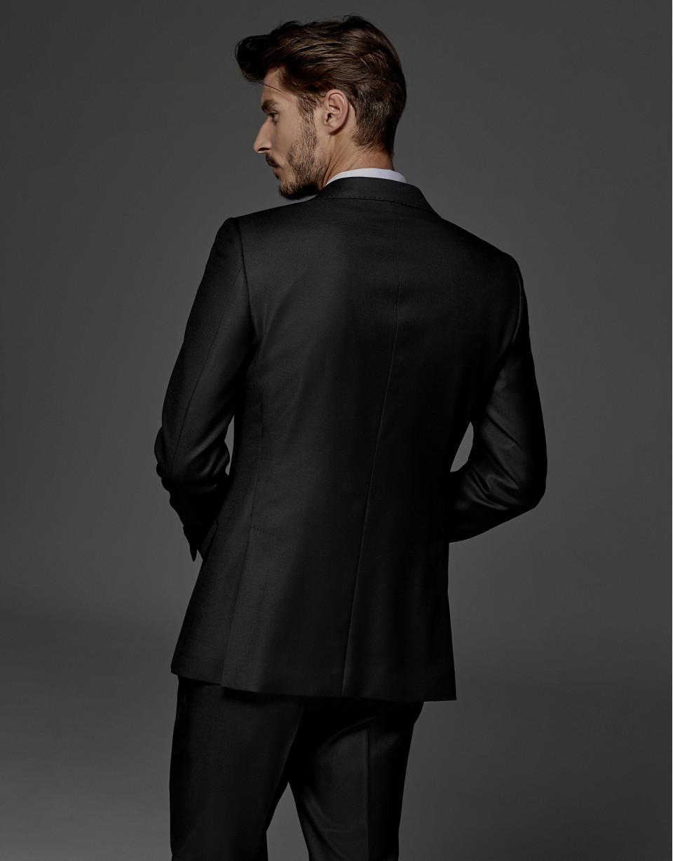Traje regular falso liso negro