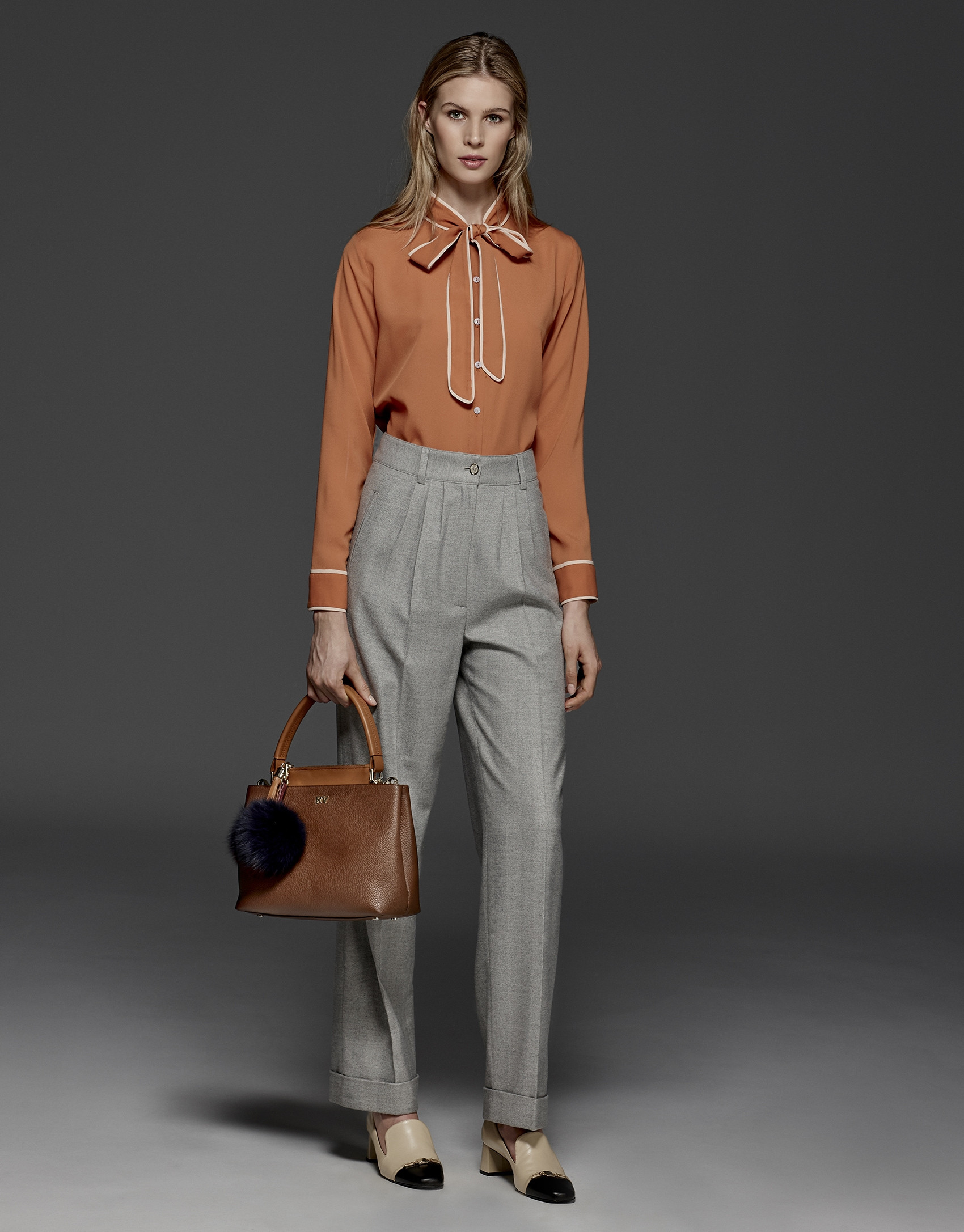 Camisa lazo cuello naranja