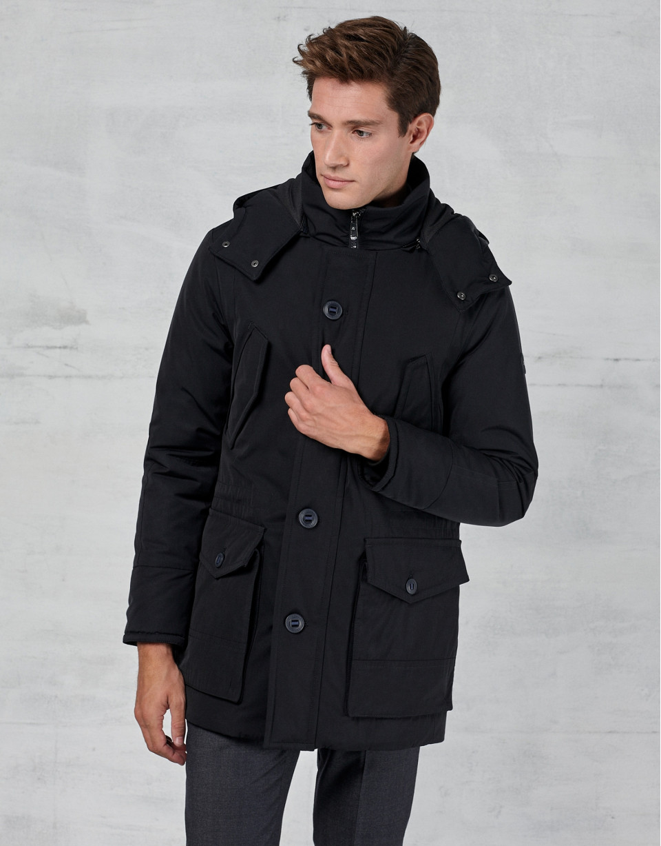 Parka azul marino con capucha y pelo