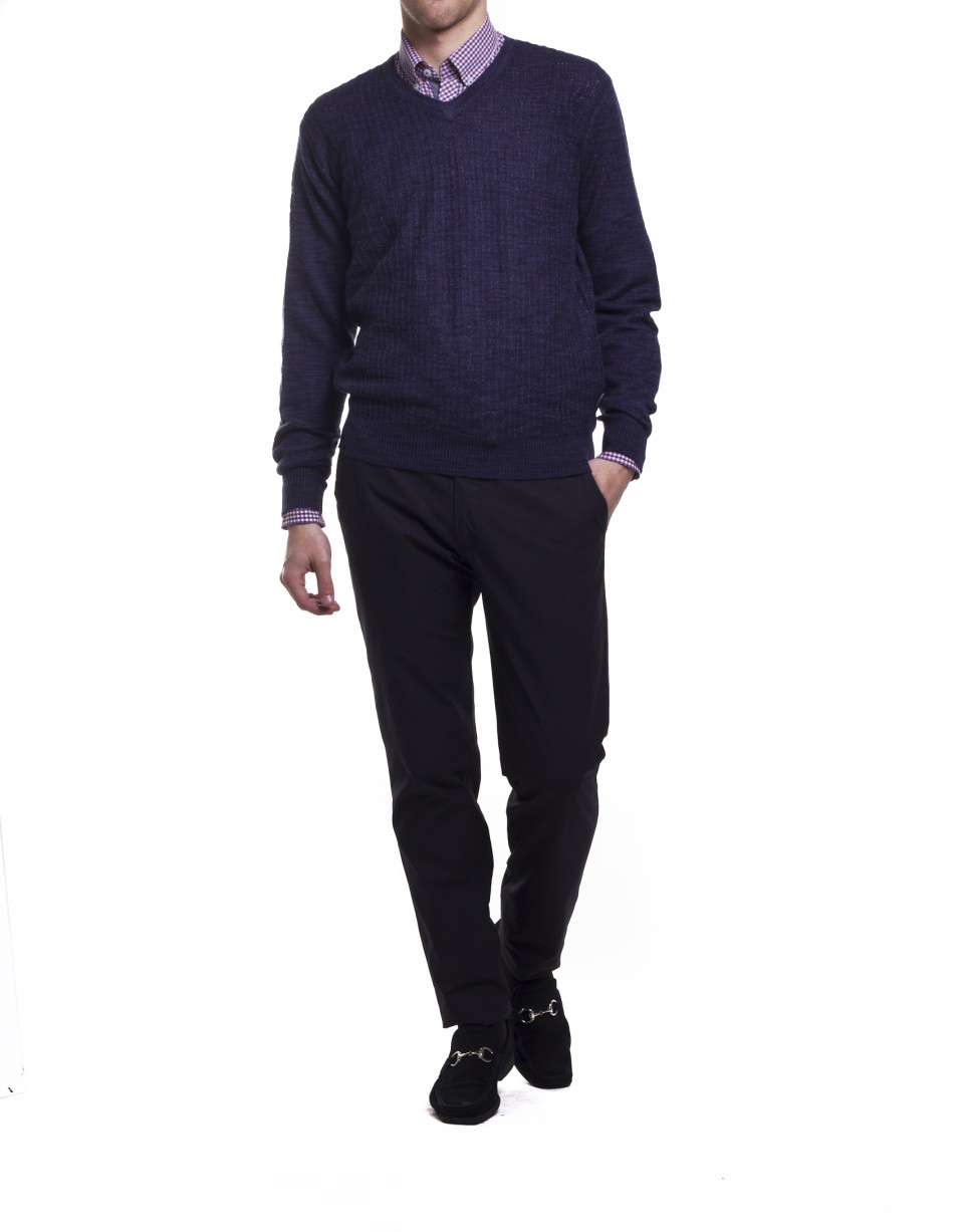 Cable knit sweater 