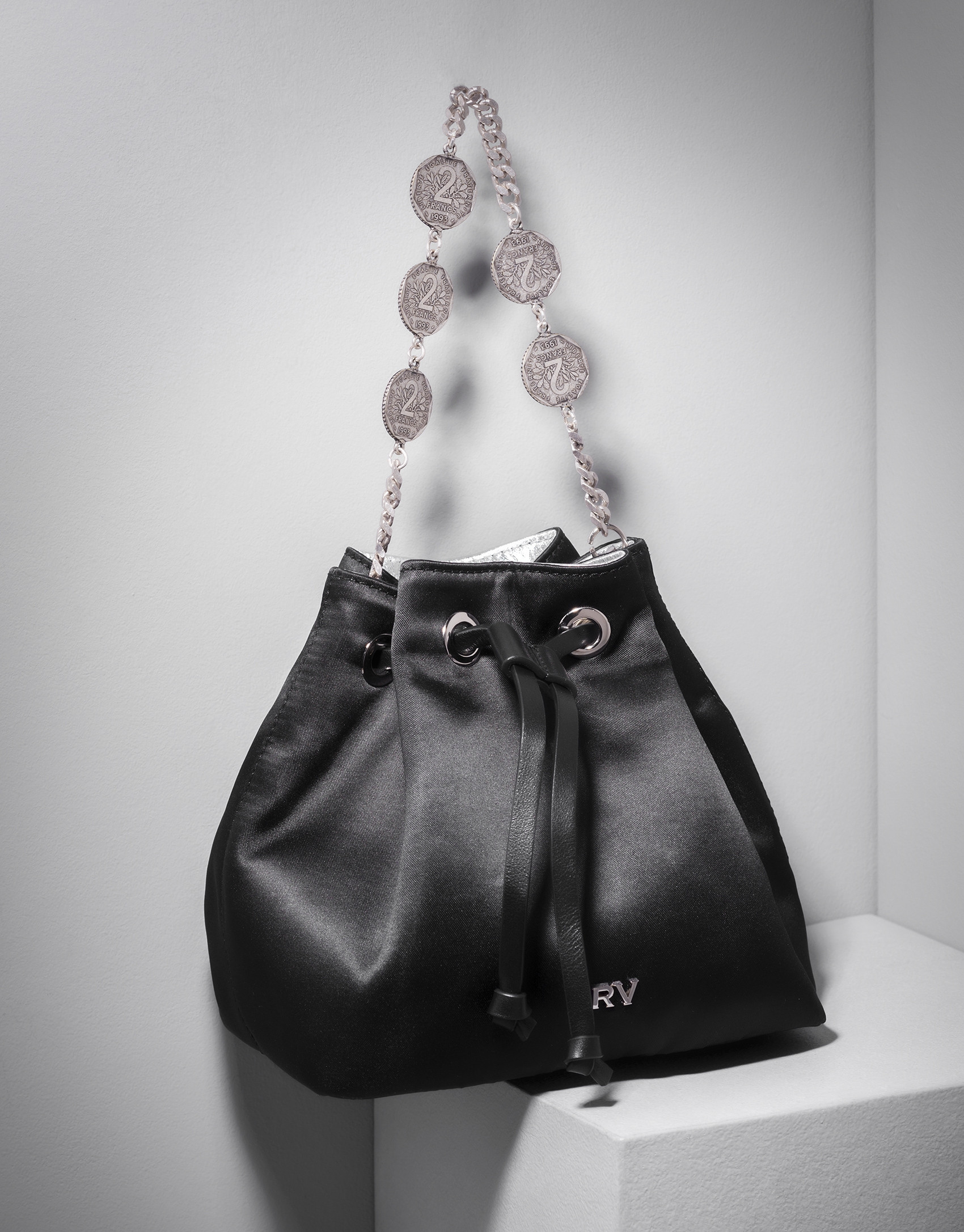 Bolso bouquet Saint Germaine negro