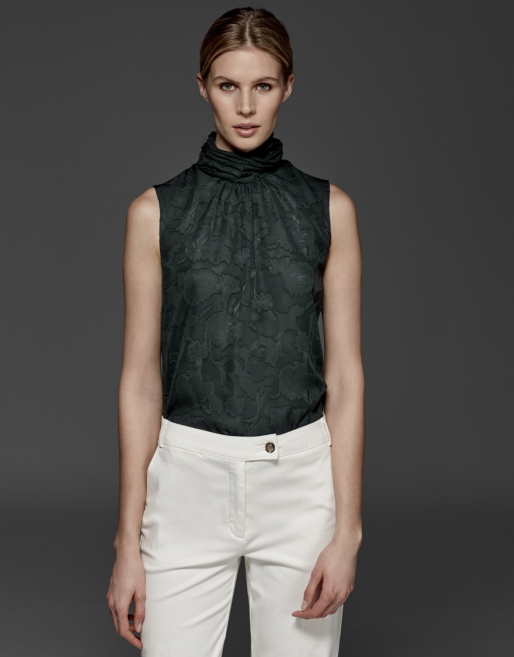 Top cuello alto drapeado verde inglés