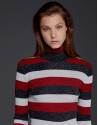 Red/black ribbed sweater