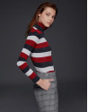 Red/black ribbed sweater
