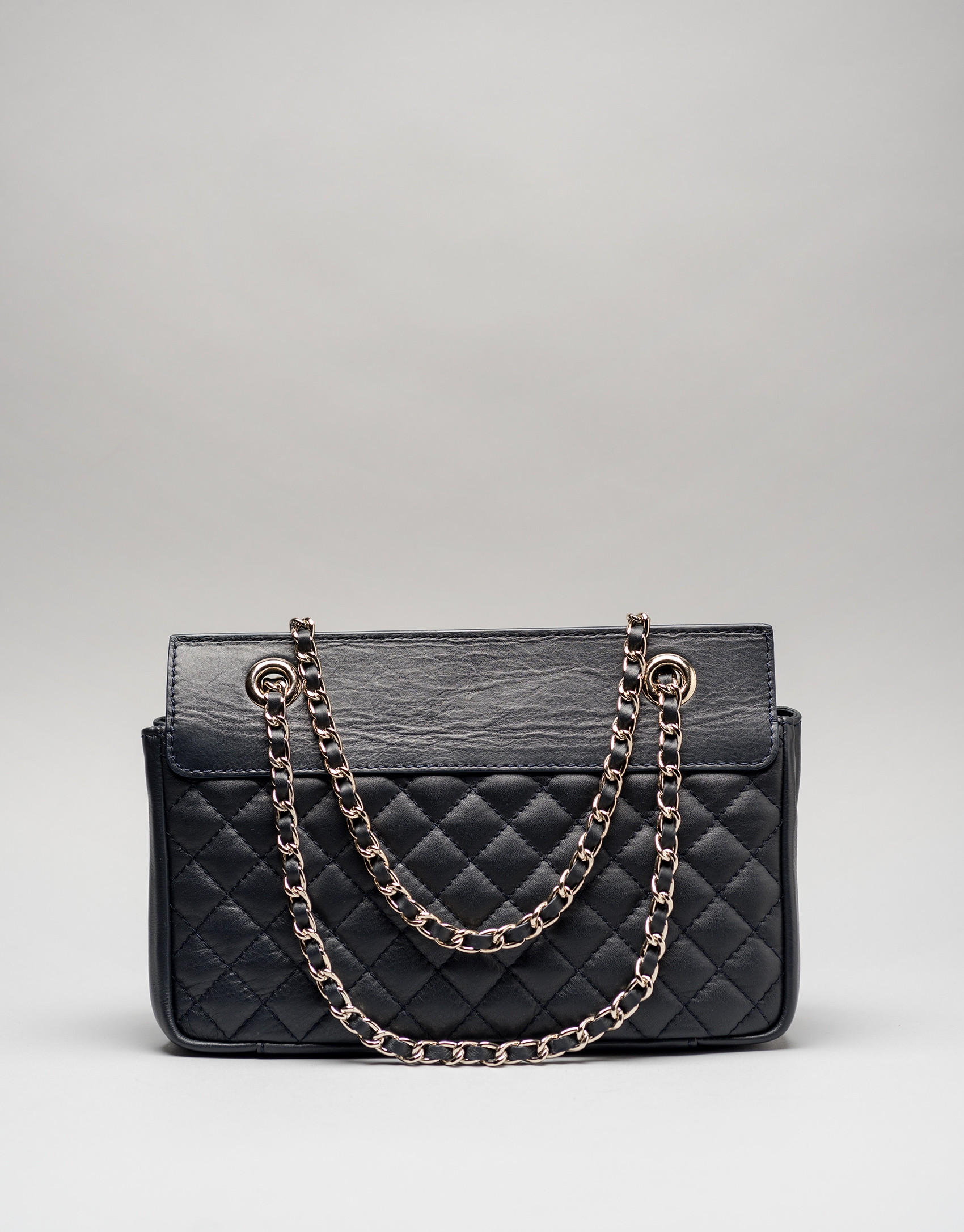Navy leather Ghauri shoulder bag
