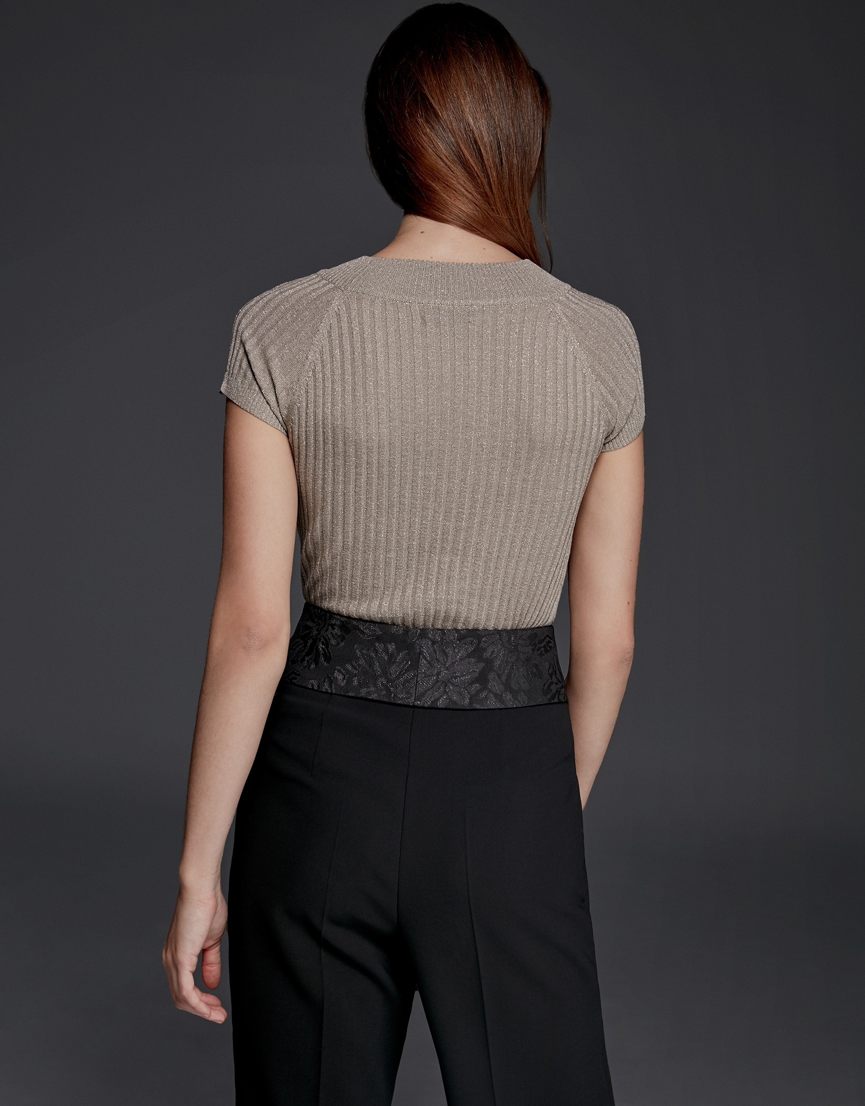Pantalón con fajín en cintura