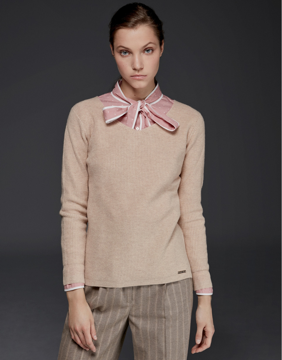 Ivory merino wool sweater 