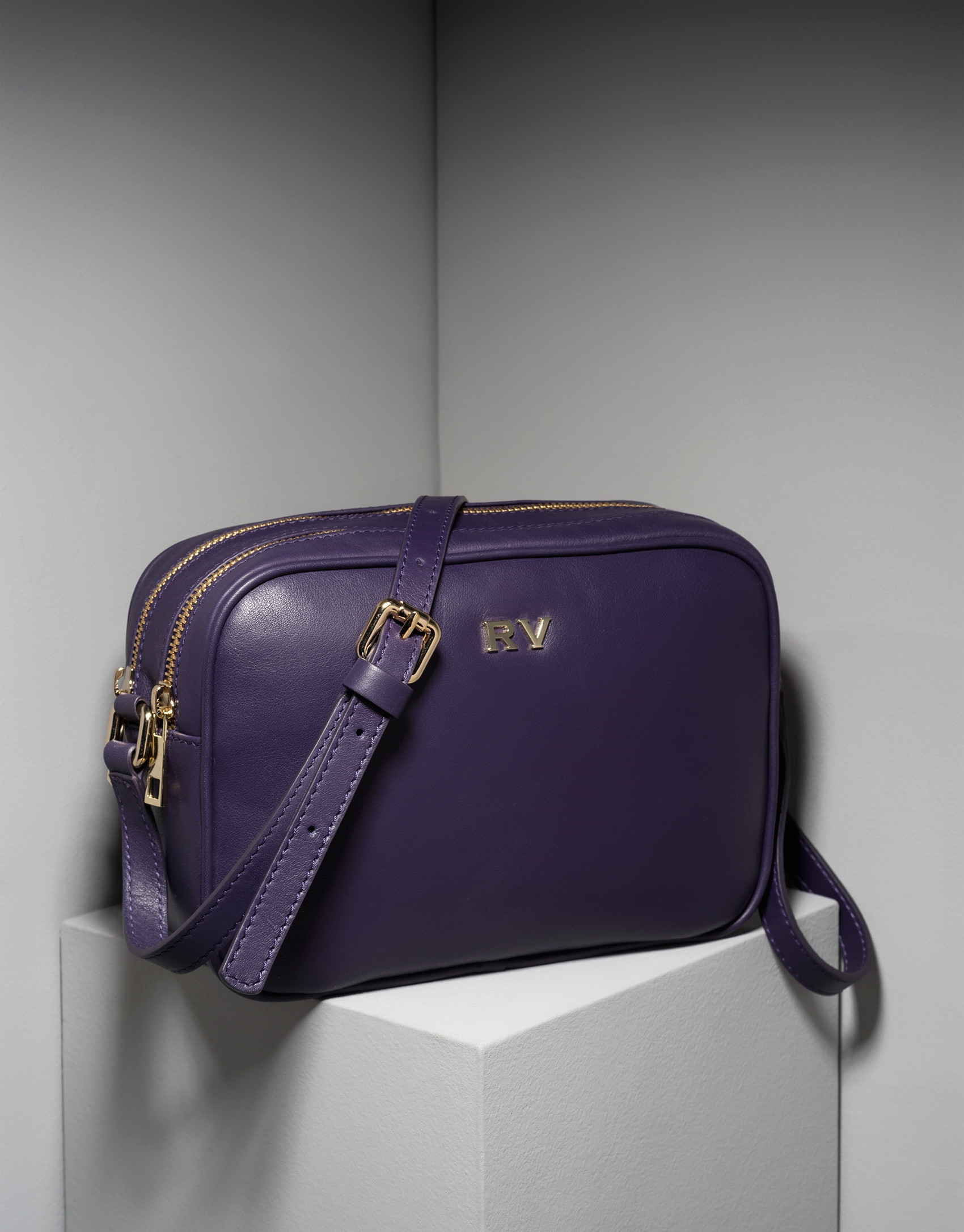 Dark violet Taylor leather shoulder bag