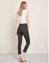 Pantalón pitillo negro