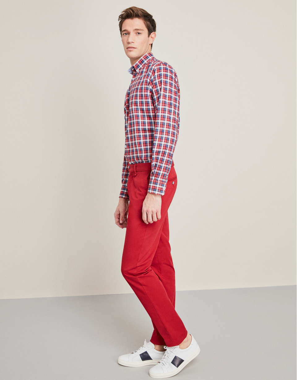 Pantalón chino algodón granate