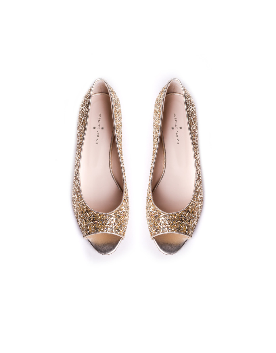 PARIS: Gilded glitter ballerinas
