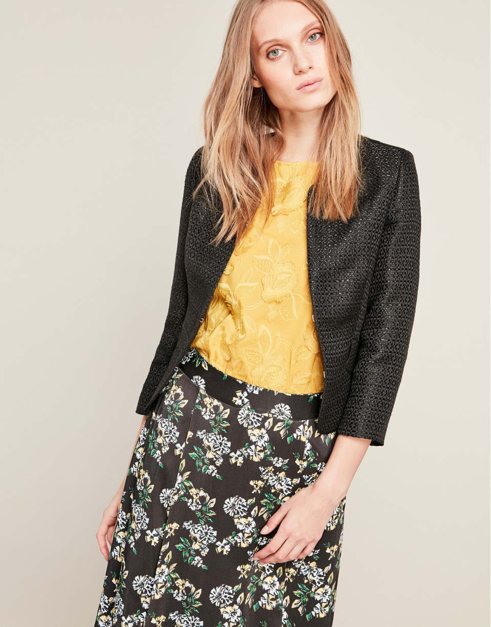Chaqueta corta jacquard negro
