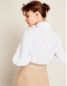 Camisa blanca mangas parche