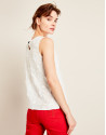 Top blanco bordado