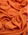 Foulard liso naranja con remate de logos