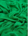 Foulard liso verde con remate de logos