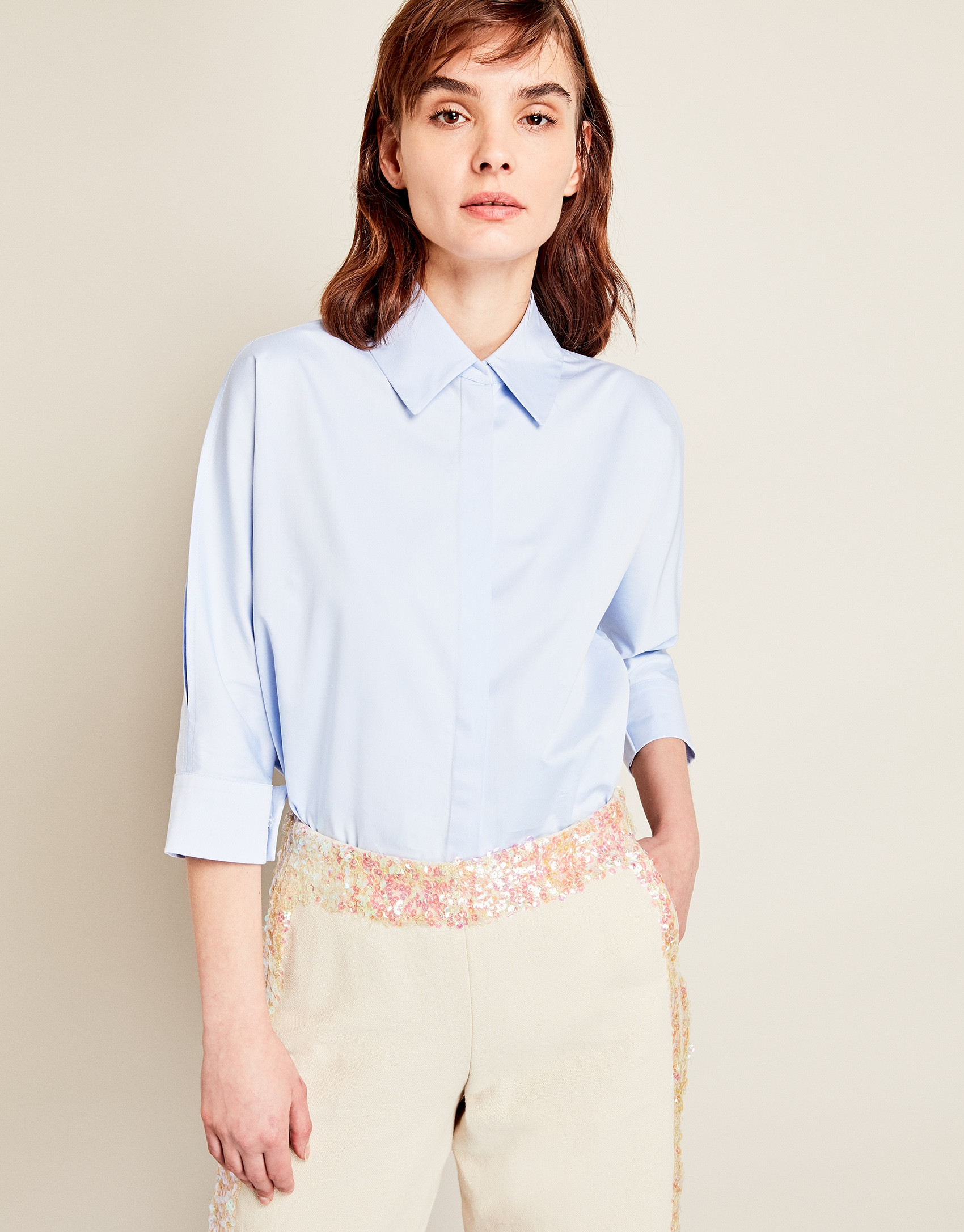 Beige bermudas with sequins