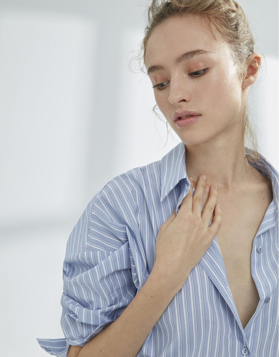 Blue striped loose shirt
