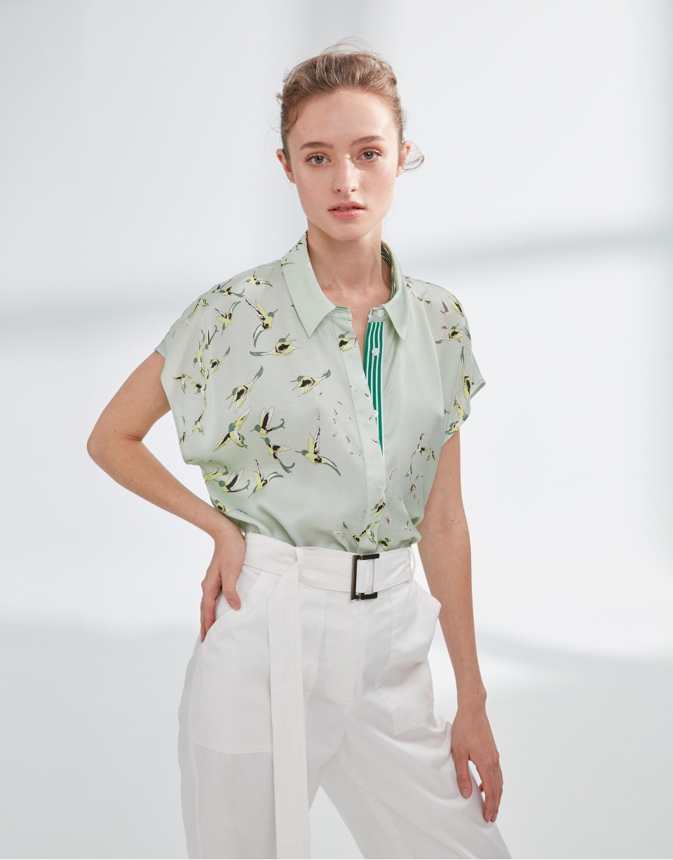 Blusa japonesa verde