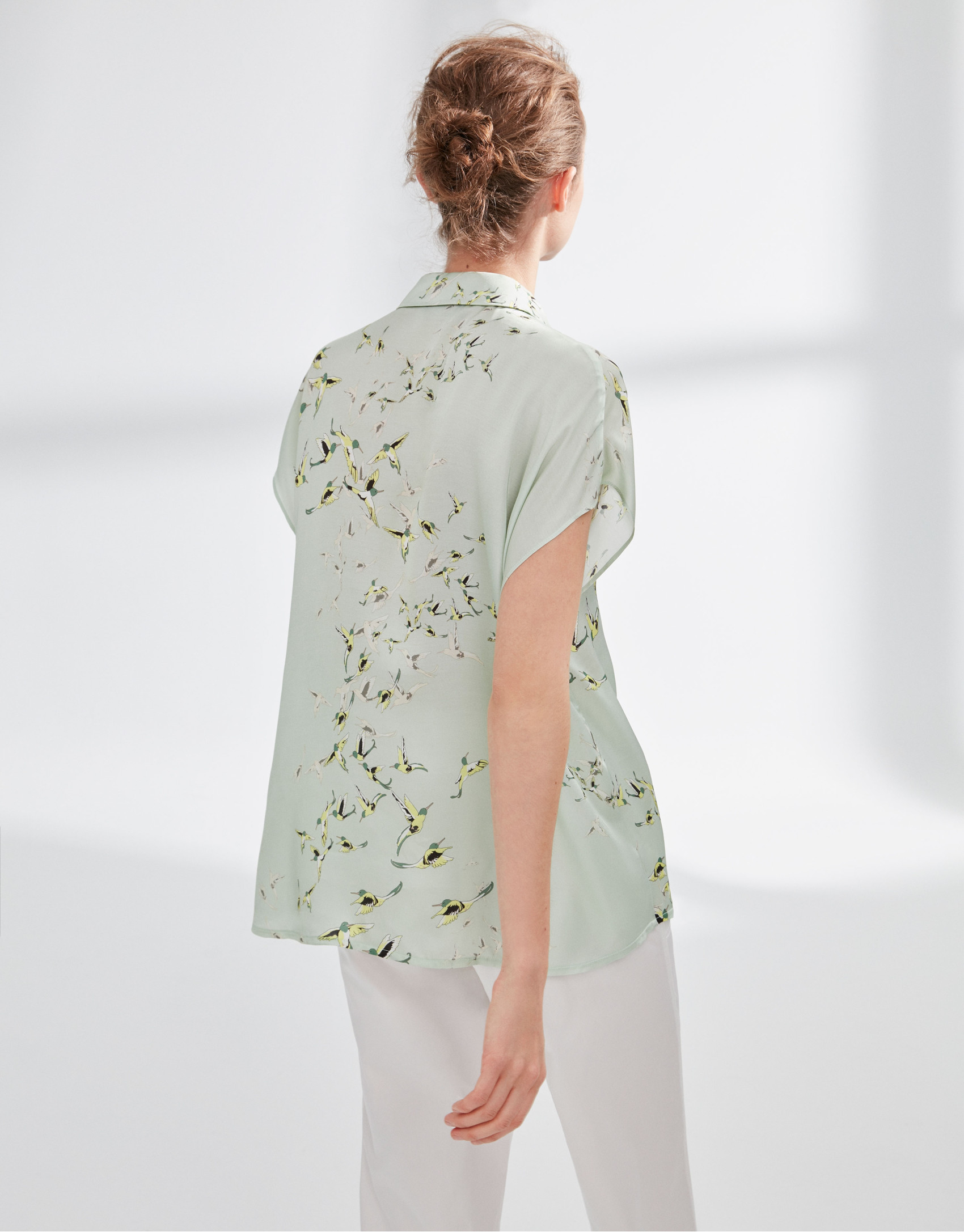 Blusa japonesa verde