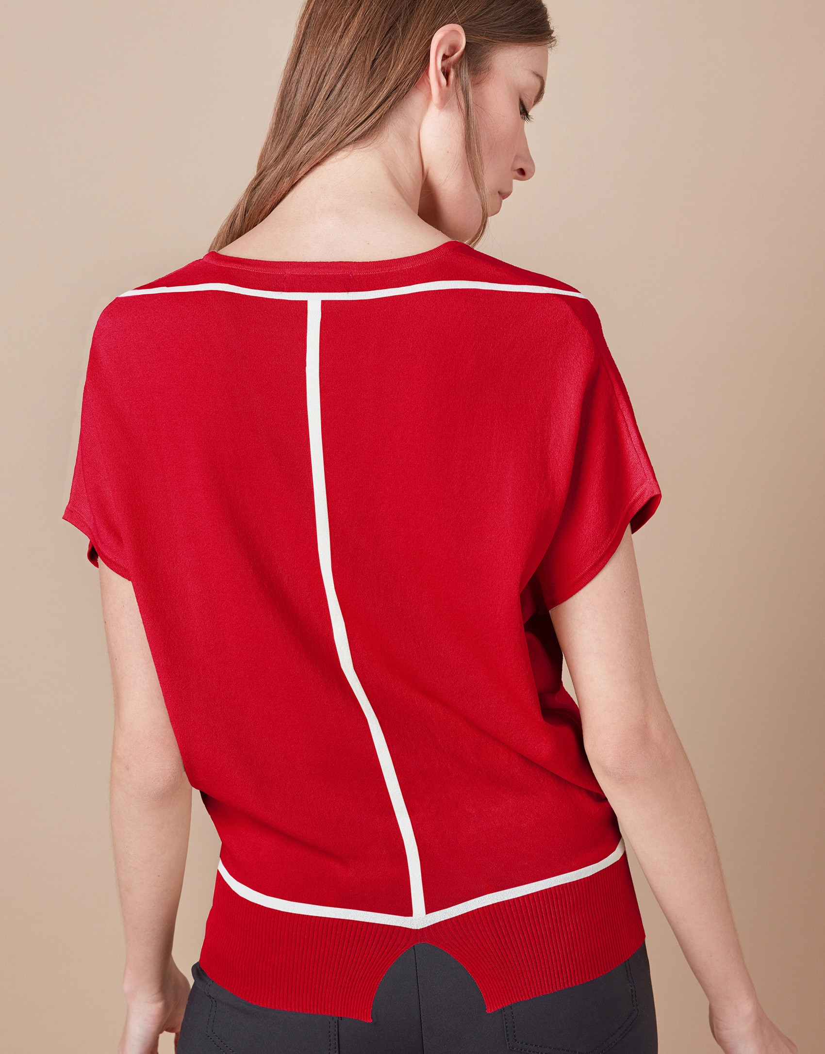 Red oversize sweater
