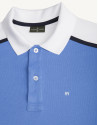 Polo "colour block" azulón y blanco