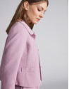 Chaqueta corta entallada en rosa