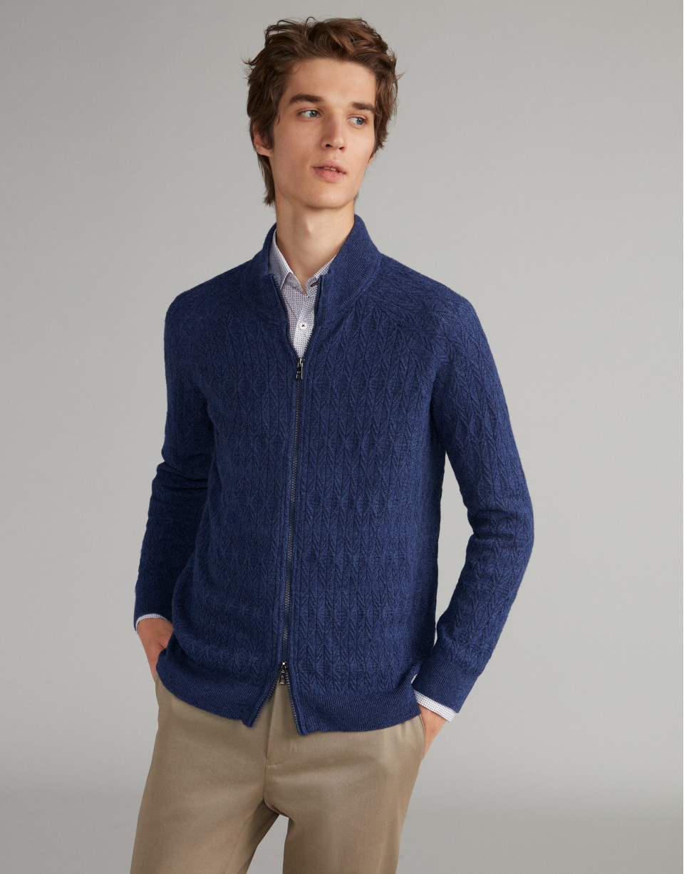 Chaqueta con coderas en color marino