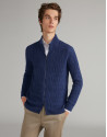 Chaqueta con coderas en color marino