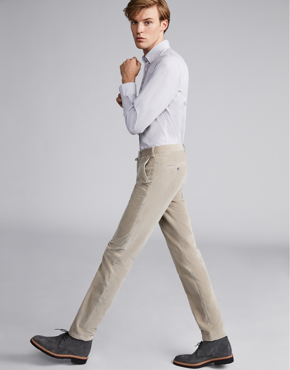 Pantalón pana gris claro