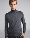 Gray sweater with crew neck 
