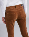 Pantalón pana lisa visón
