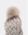 Gorro de punto de lana beige