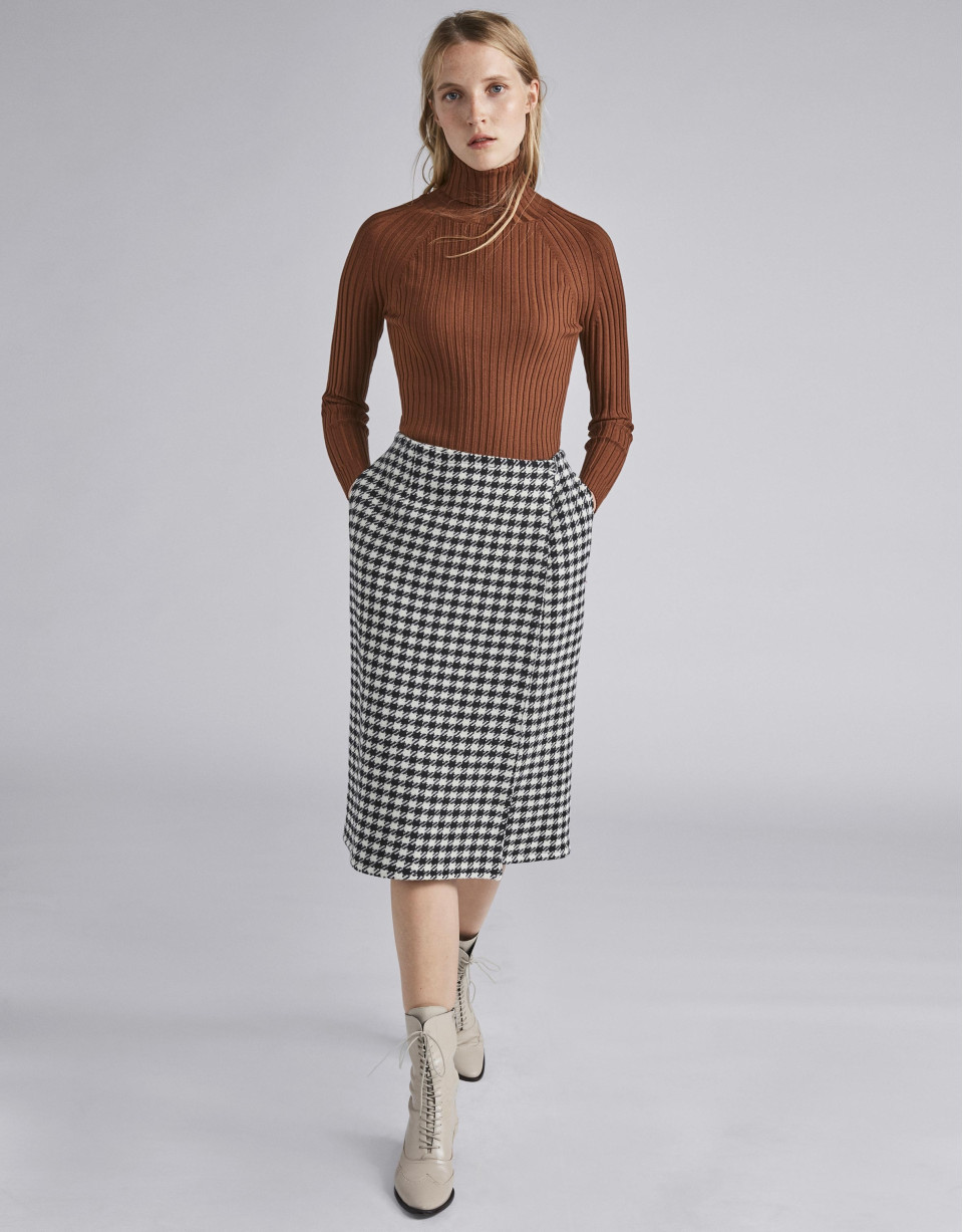 Houndstooth wrap-around skirt