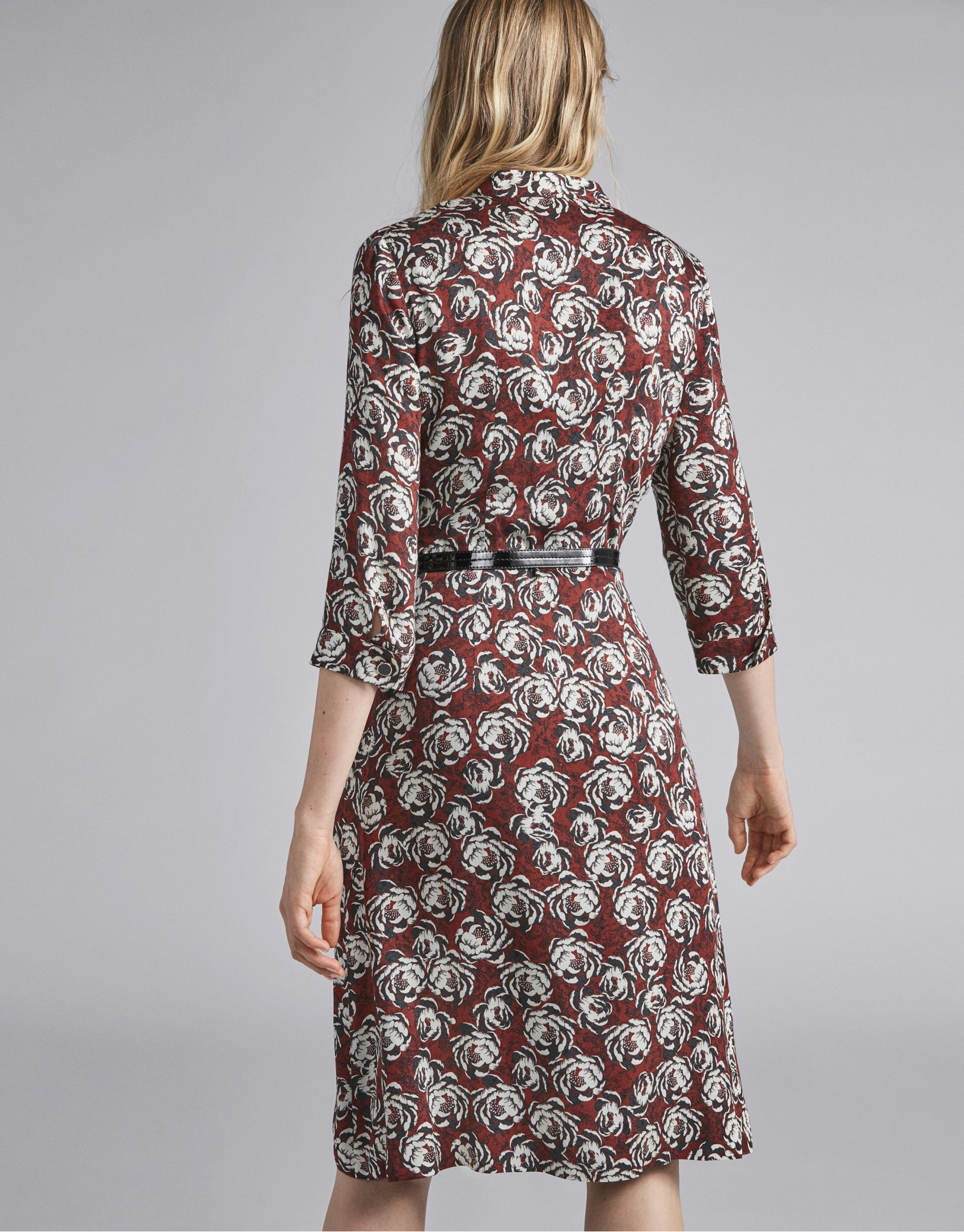 Burgundy midi dress with floral print