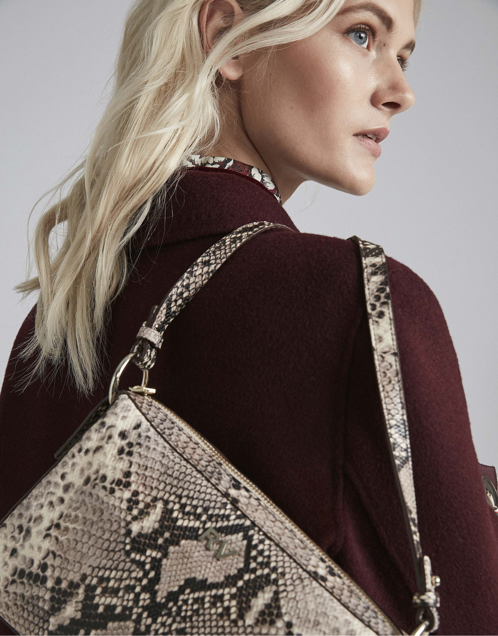 Bolso bandolera Trèsse grabado serpiente