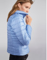 Chaqueta corta de plumón celeste
